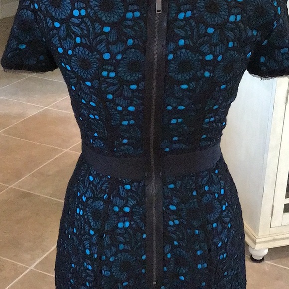 Elie Tahari fit and flare back zip dress, black over aqua, size 2 - Picture 9 of 13